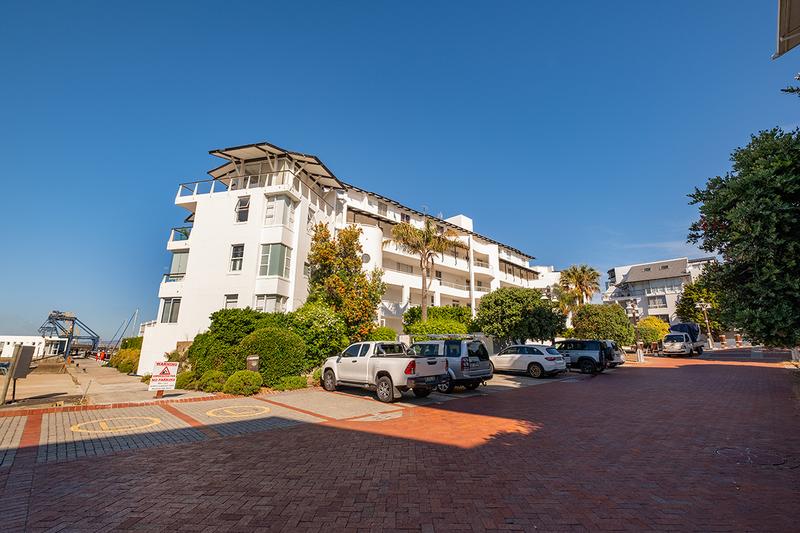 2 Bedroom Property for Sale in Mouille Point Western Cape